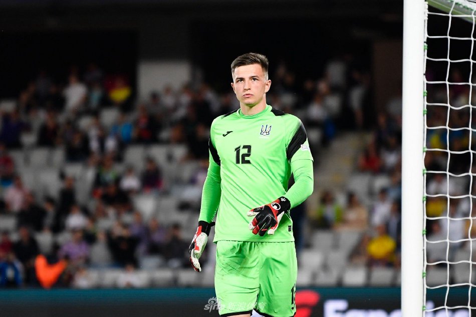 综合来看 综合来看