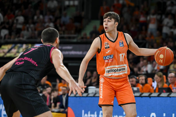 准黑马的情 准黑马的情